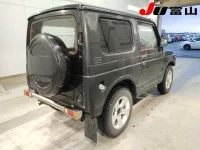 Suzuki JIMNY лот № 7518 оценка R  с аукциона в Японии 4