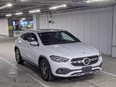 Mercedes-Benz GLA CLASS