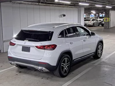 Mercedes-Benz GLA CLASS