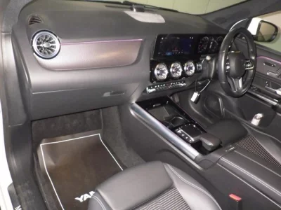 Mercedes-Benz GLA CLASS