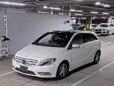 Mercedes-Benz B CLASS