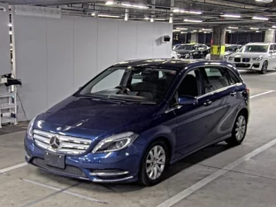 Mercedes-Benz B CLASS