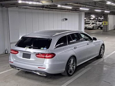 Mercedes-Benz E CLASS WAGON