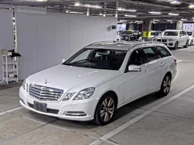 Mercedes-Benz E CLASS WAGON