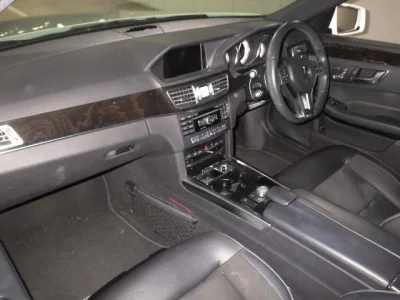 Mercedes-Benz E CLASS WAGON