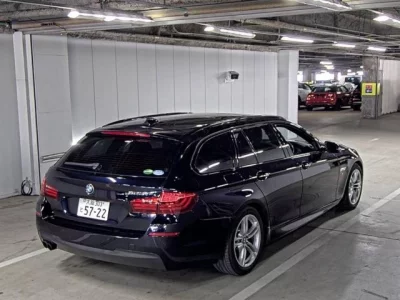 BMW 5-Series  с аукциона в Японии