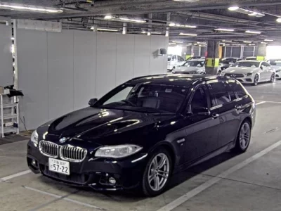 BMW 5-Series  с аукциона в Японии