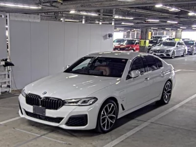 BMW 5-Series  с аукциона в Японии