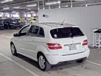Mercedes-Benz B CLASS лот № 832 оценка 4  с аукциона в Японии 4