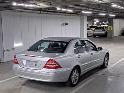 Mercedes-Benz C CLASS  с аукциона в Японии