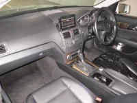 Mercedes-Benz C CLASS лот № 823 оценка 4  с аукциона в Японии 2