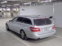 Mercedes-Benz E CLASS WAGON лот № 135 оценка 3.5  с аукциона в Японии 4