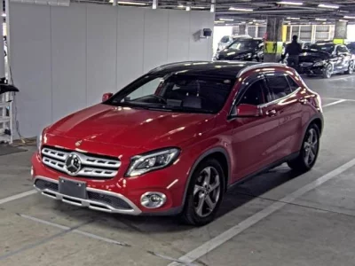 Mercedes-Benz GLA CLASS