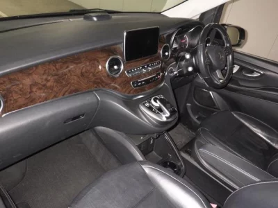 Mercedes-Benz V CLASS