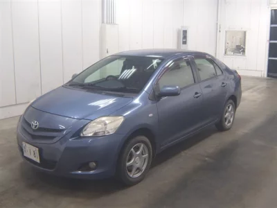 Toyota BELTA  с аукциона в Японии