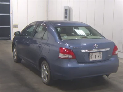 Toyota BELTA  с аукциона в Японии