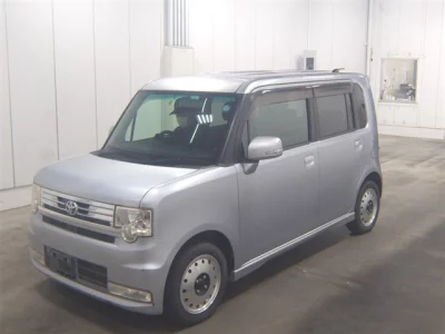 Toyota PIXIS SPACE  с аукциона в Японии