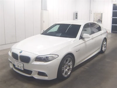 BMW 5-Series  с аукциона в Японии