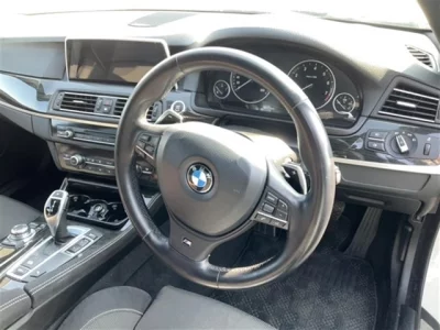 BMW 5-Series  с аукциона в Японии