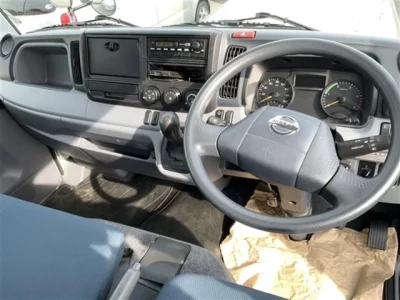 Nissan ATLAS  с аукциона в Японии