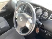 Nissan TIIDA LATIO лот № 1043 оценка 4  с аукциона в Японии 6