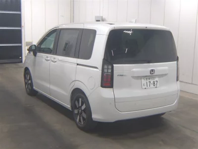 Honda FREED  с аукциона в Японии
