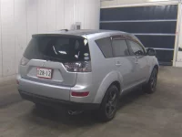 Mitsubishi OUTLANDER лот № 3574 оценка R  с аукциона в Японии 4
