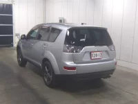 Mitsubishi OUTLANDER лот № 3574 оценка R  с аукциона в Японии 1