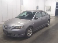 Mazda AXELA лот № 1615 оценка 3  с аукциона в Японии 3