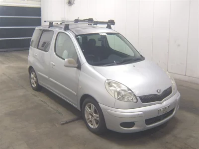 Toyota FUNCARGO  с аукциона в Японии