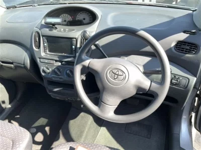 Toyota FUNCARGO  с аукциона в Японии