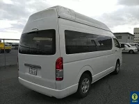 Toyota HIACE VAN лот № 8 оценка 3.5  с аукциона в Японии 3