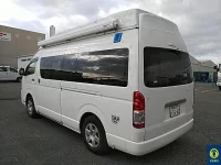 Toyota HIACE VAN лот № 8 оценка 3.5  с аукциона в Японии 2
