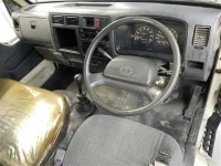 Toyota DYNA лот № 9004 оценка 3  с аукциона в Японии 2