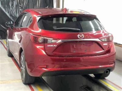 Mazda AXELA  с аукциона в Японии