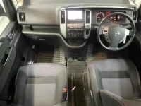 Nissan SERENA лот № 3073 оценка R  с аукциона в Японии 2