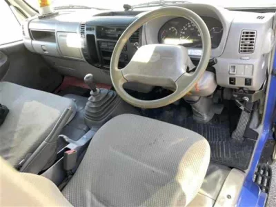 Hino DUTRO  с аукциона в Японии