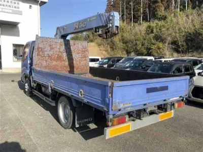 Hino DUTRO  с аукциона в Японии