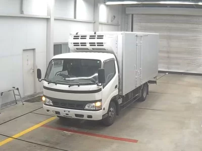 Hino DUTRO  с аукциона в Японии