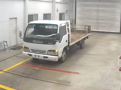 Isuzu ELF