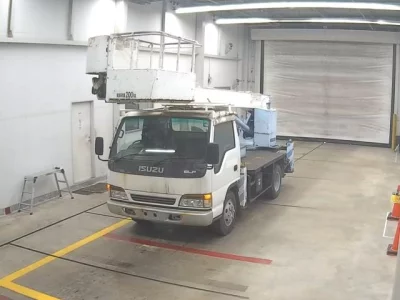 Isuzu ELF