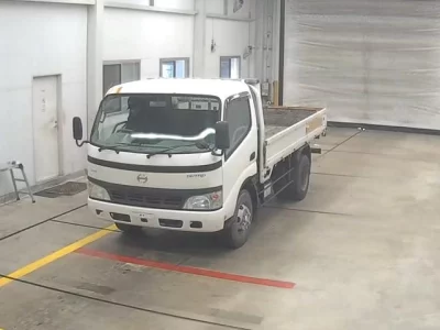Hino DUTRO  с аукциона в Японии