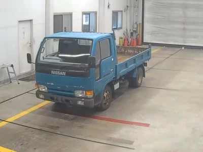 Nissan ATLAS  с аукциона в Японии