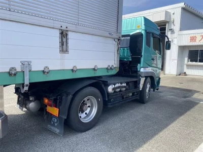 Mitsubishi FUSO TRUCK  с аукциона в Японии