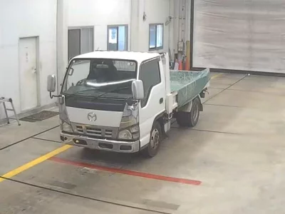 Mazda TITAN  с аукциона в Японии