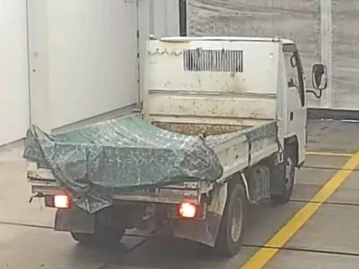 Mazda TITAN  с аукциона в Японии