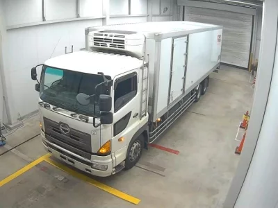 Hino TRUCK