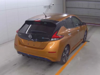 Nissan LEAF  с аукциона в Японии