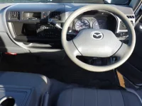 Mazda BONGO VAN лот № 4029 оценка 3  с аукциона в Японии 4