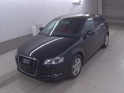 Audi A3  с аукциона в Японии